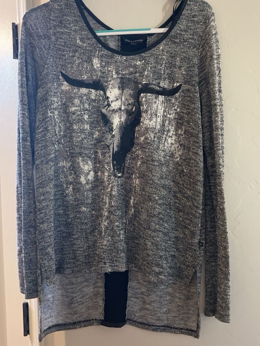 Rock & Republic Gray Crewneck Sweater with Bull Skull Motif